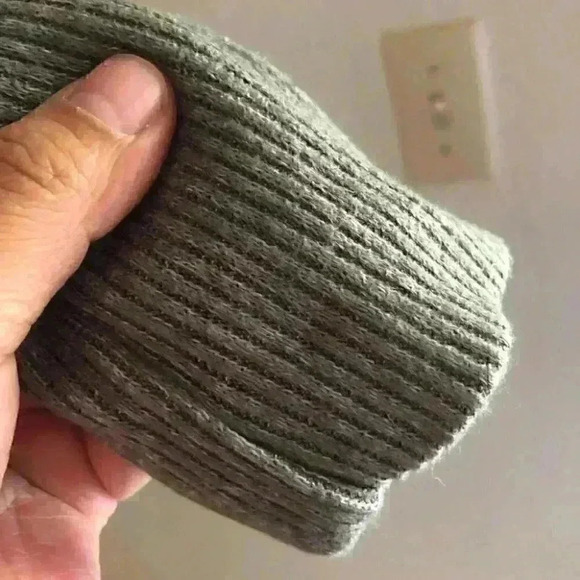 No Boundaries Olive Green Military Green Pullover sweater womens large - Picture 4 of 7